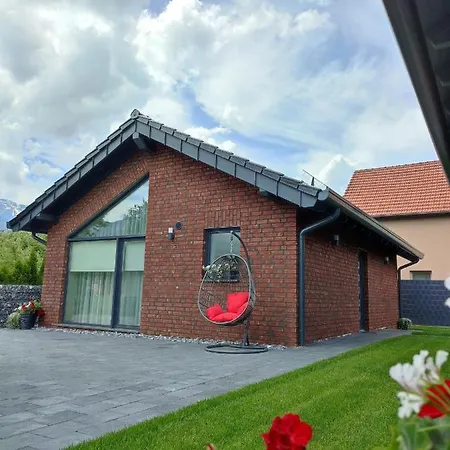 Brick House Holiday home Borsa (Maramures)
